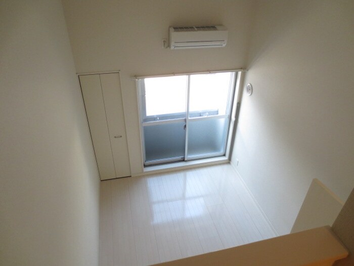 物件内観写真18　(居室)