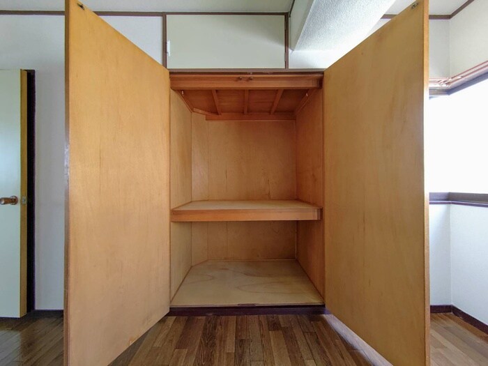 物件内観写真10　(収納)