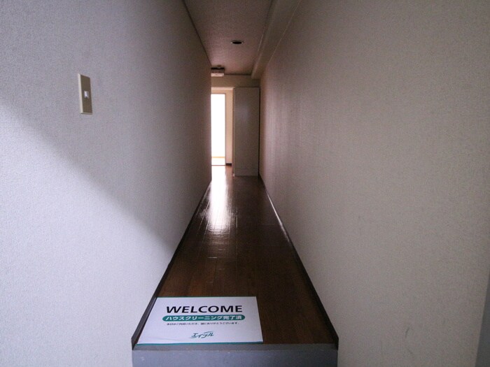 物件内観写真21　(玄関)