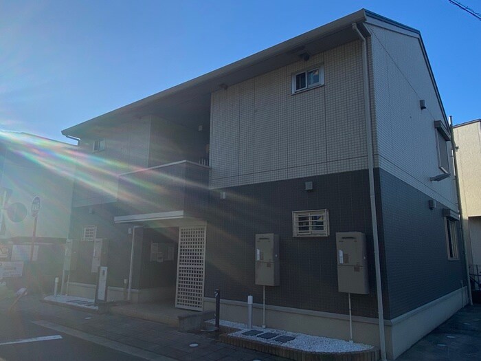 物件外観写真2　(外観写真)