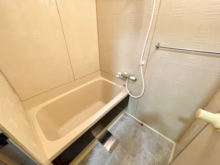 メゾン戸井のバス