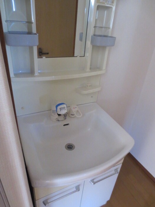 物件内観写真11　(洗面)