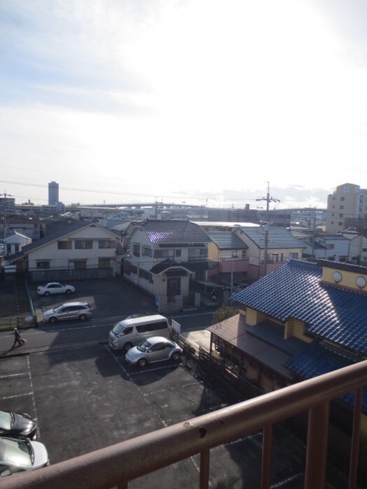 物件内観写真15　(室内からの展望)