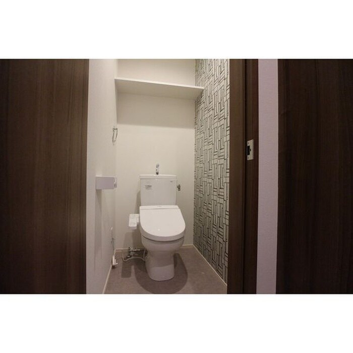 物件内観写真4　(トイレ)