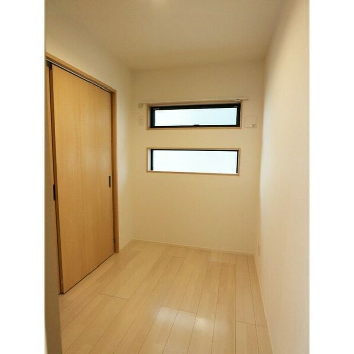 物件内観写真6　(居室)