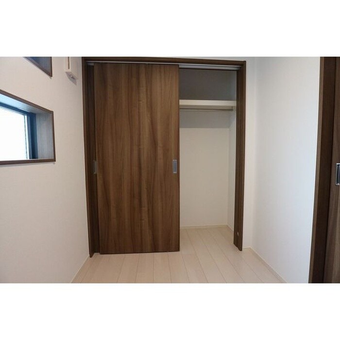 物件内観写真9　(収納)