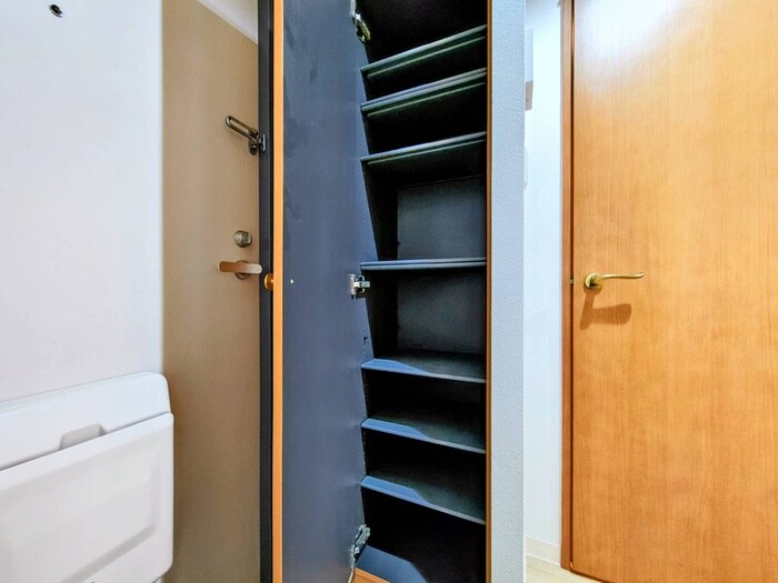 物件内観写真17　(靴箱)