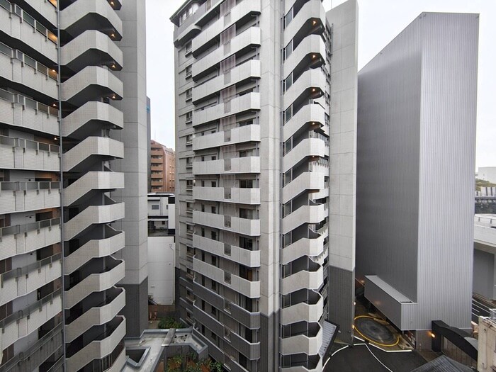 物件内観写真20　(室内からの展望)