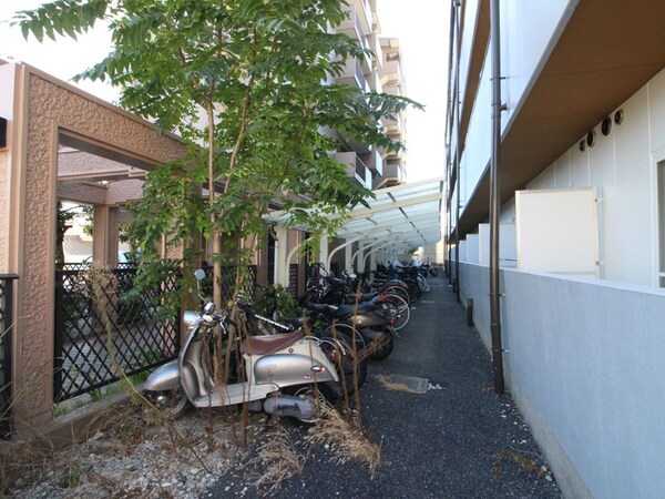 駐輪場