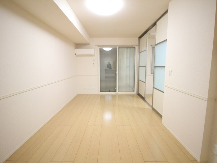 物件内観写真12　(居室)