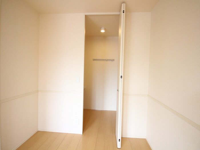 物件内観写真17　(収納)