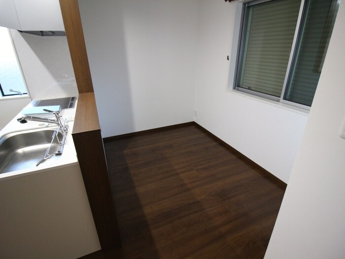 物件内観写真9　(居室)