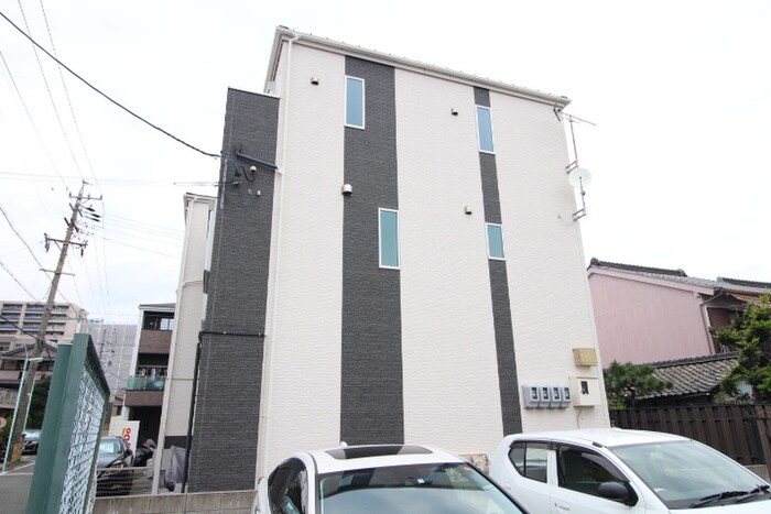 物件外観写真6　(周辺環境)