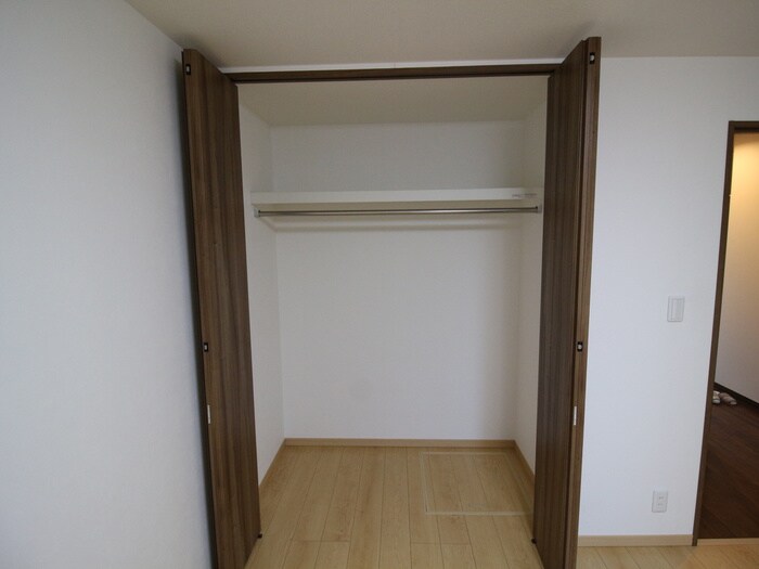 物件内観写真11　(収納)