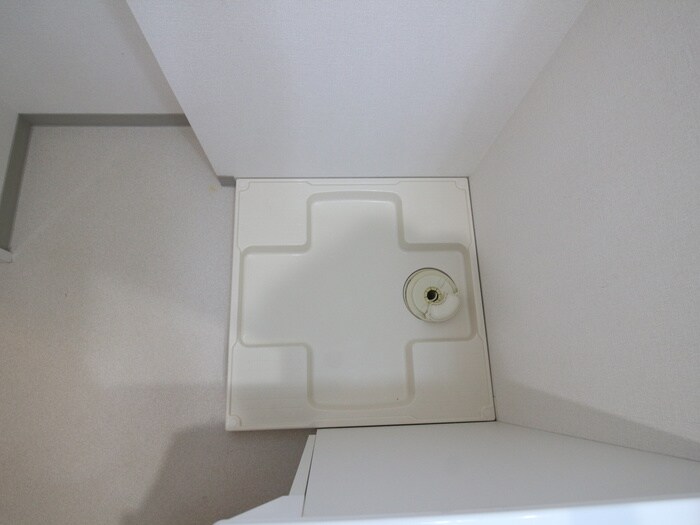 物件内観写真15　(洗濯機置場)