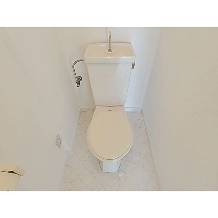 物件内観写真16　(トイレ)