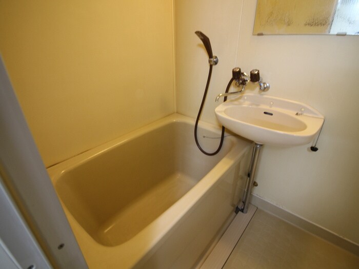 物件内観写真10　(バス／シャワールーム等)