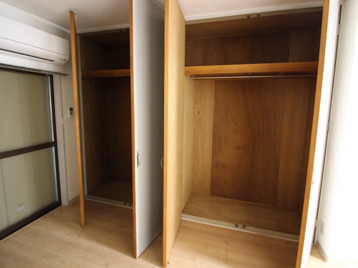 物件内観写真13　(収納)