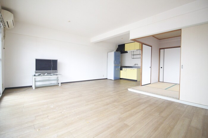 物件内観写真7　(居室)