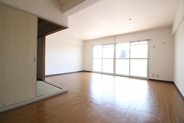 物件内観写真8　(居室)