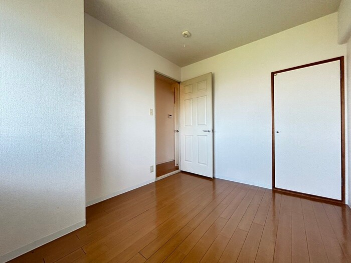 物件内観写真17　(居室)