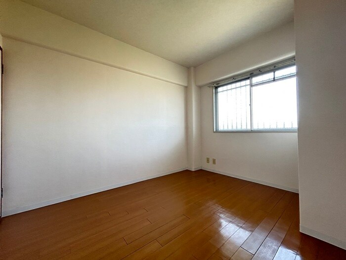 物件内観写真18　(居室)