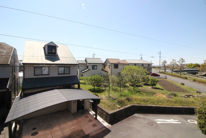 物件内観写真18　(室内からの展望)