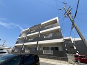 ラブリーハウス２番館外観写真