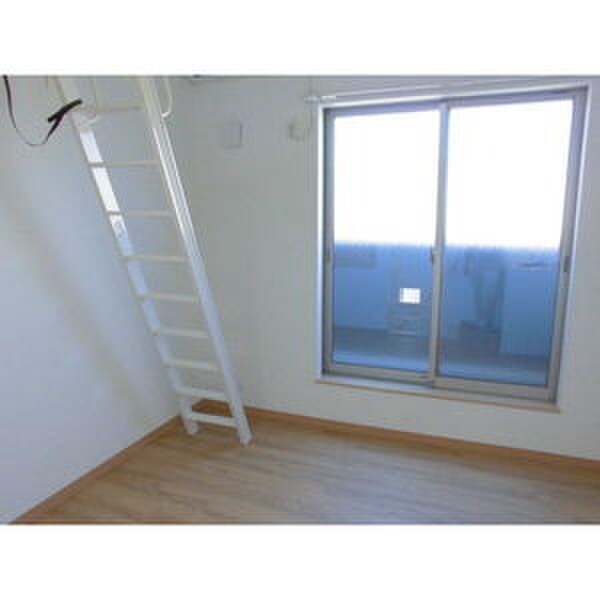 物件内観写真10　(居室)