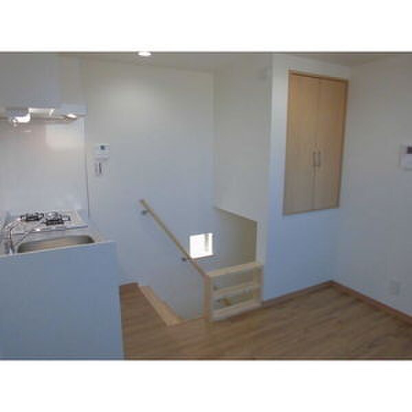 物件内観写真13　(居室)