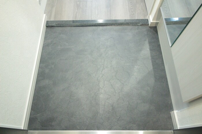 物件内観写真18　(玄関)