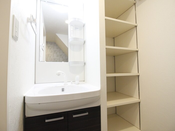 物件内観写真13　(洗面)