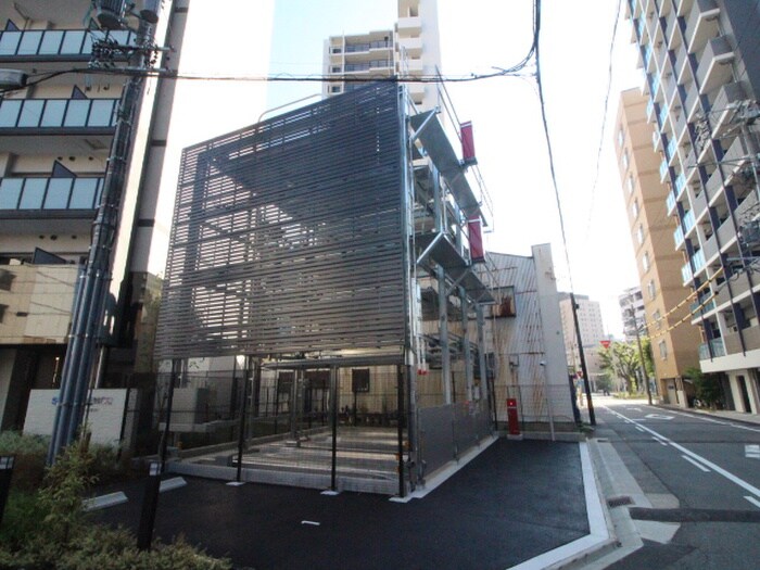 物件外観写真5　(駐車場)