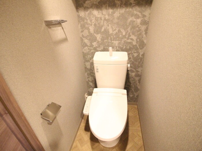 物件内観写真11　(トイレ)