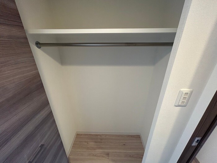 物件内観写真12　(収納)