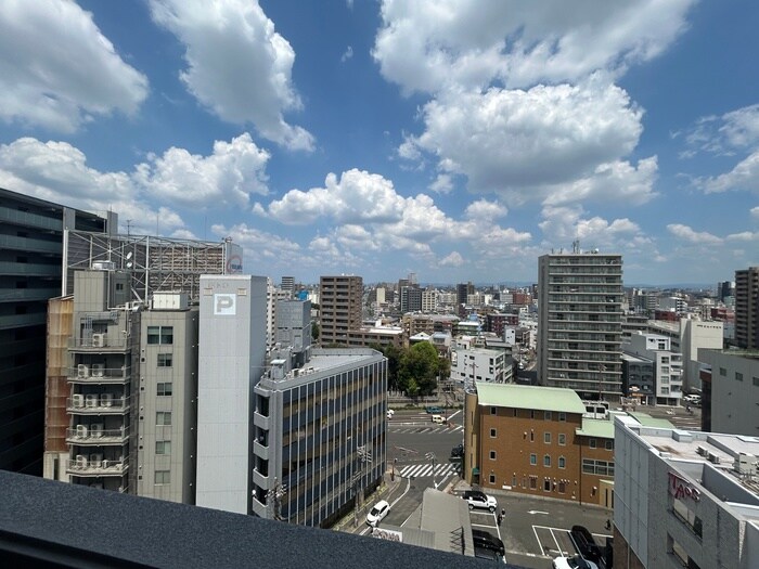 物件内観写真16　(室内からの展望)