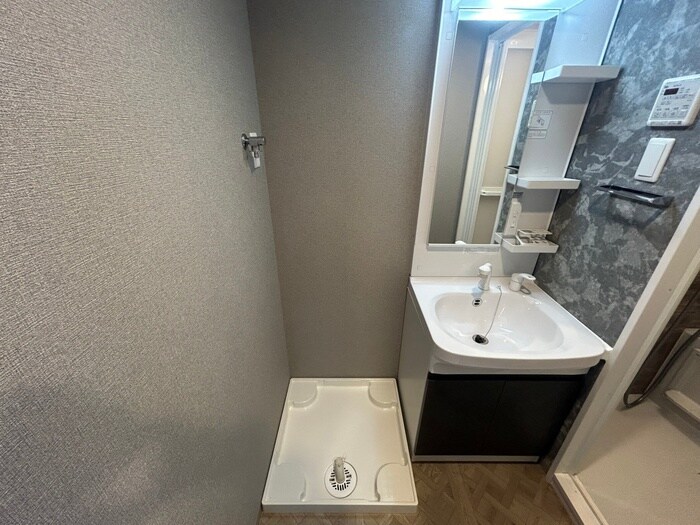 物件内観写真20　(洗濯機置場)