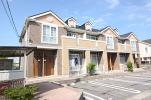 ﾎﾞｰｼｬﾙﾀﾞﾝA棟外観写真