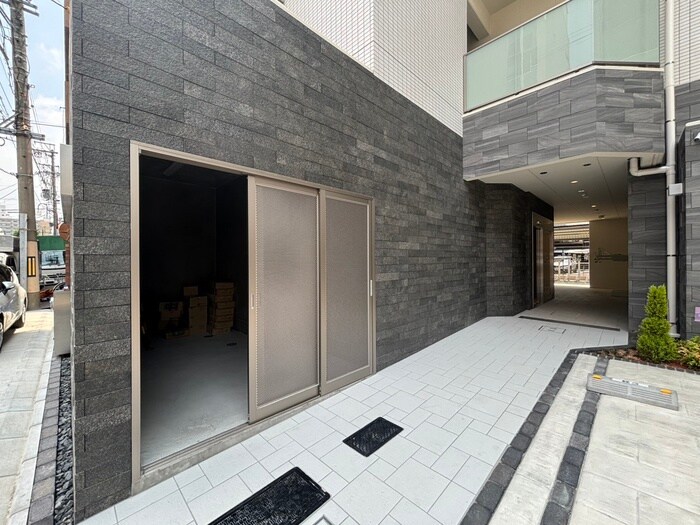 物件外観写真4　(建物設備)