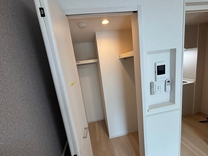 物件内観写真10　(収納)