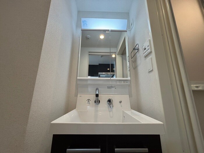物件内観写真16　(洗面)