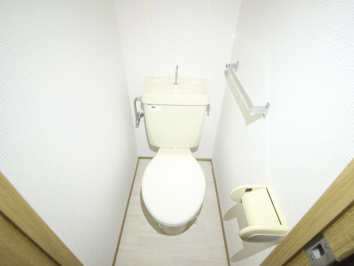 物件内観写真12　(トイレ)