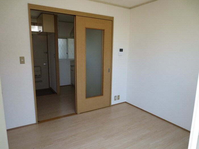 物件内観写真16　(居室)