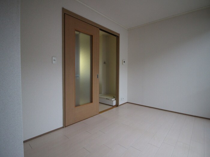 物件内観写真18　(居室)