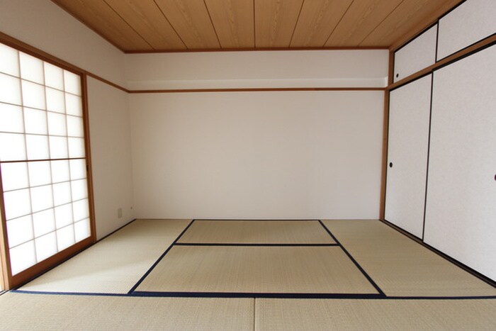 物件内観写真5　(居室)