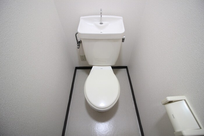 物件内観写真11　(トイレ)