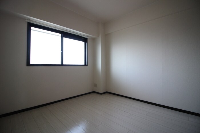 物件内観写真19　(居室)