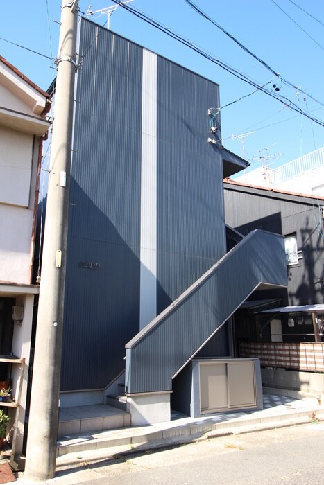 物件外観写真2　(外観写真)