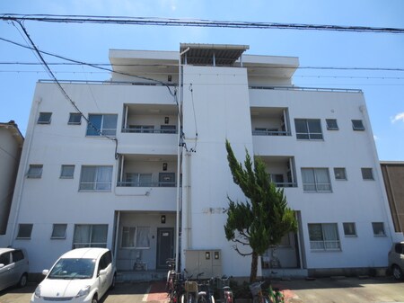 良和マンション外観写真