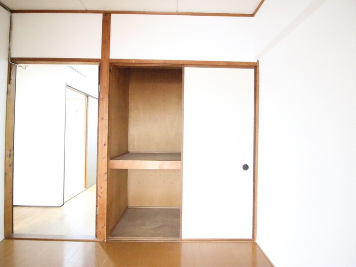 物件内観写真10　(収納)